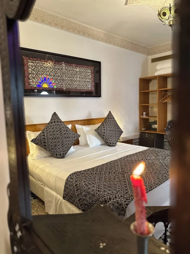 غرفة سوبيريور بسرير كوين بإطلالة على الفناء، Riad Mazar Fes 9/10