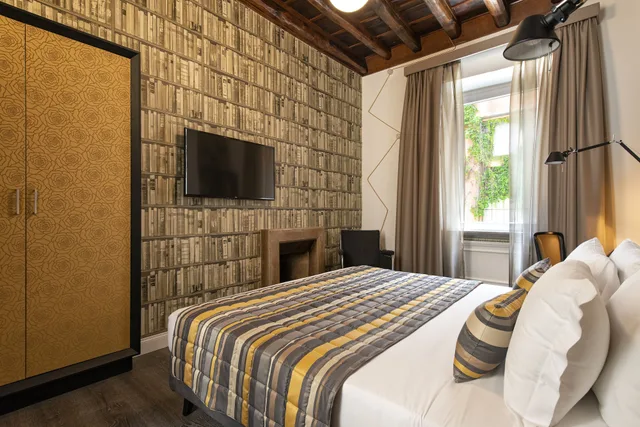 Deluxe, Suite, King and Twin Beds, Maison Evelina 2/3