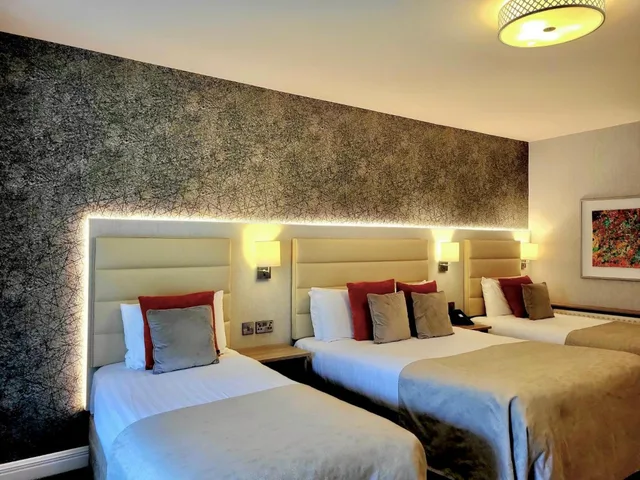 غرفة عائلية بسرير مزدوج، MILL PARK HOTEL 3/7