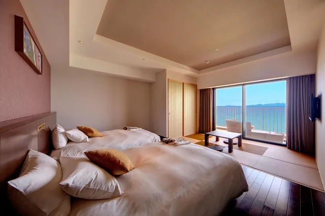 غرفة ديلوكس بإطلالة على البحر، Ryukyu Onsen Senagajima Hotel 1/4