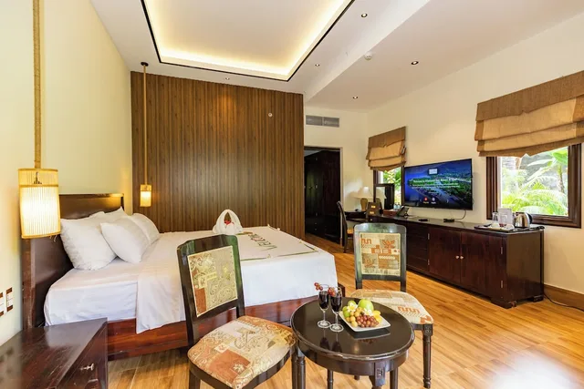 بنغل بسرير كينج بإطلالة على الحديقة، Diamond Bay Resort & Spa 10/10