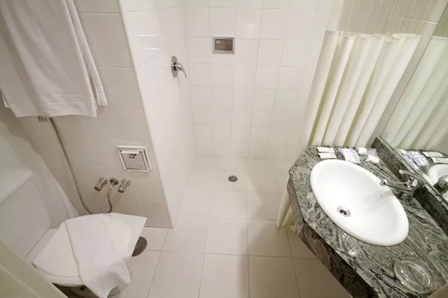 جناح رئاسي بسرير كينج بحوض جاكوزي، SAN MICHEL HOTEL 10/10