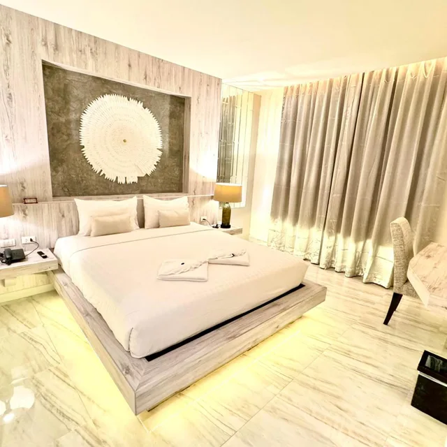 جناح، De Coze Hotel 6/10