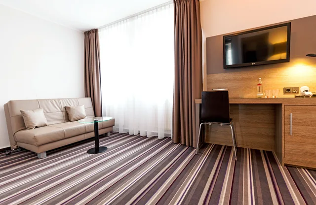غرفة سوبيريور بسرير مزدوج أو سريرين منفصلين، Leonardo Hotel Nurnberg 10/10