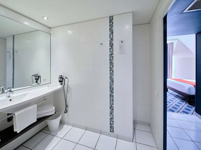 غرفة كومفورت بسرير مزدوج لذوي الإعاقة، Mercure Chartres Cathedrale 10/10