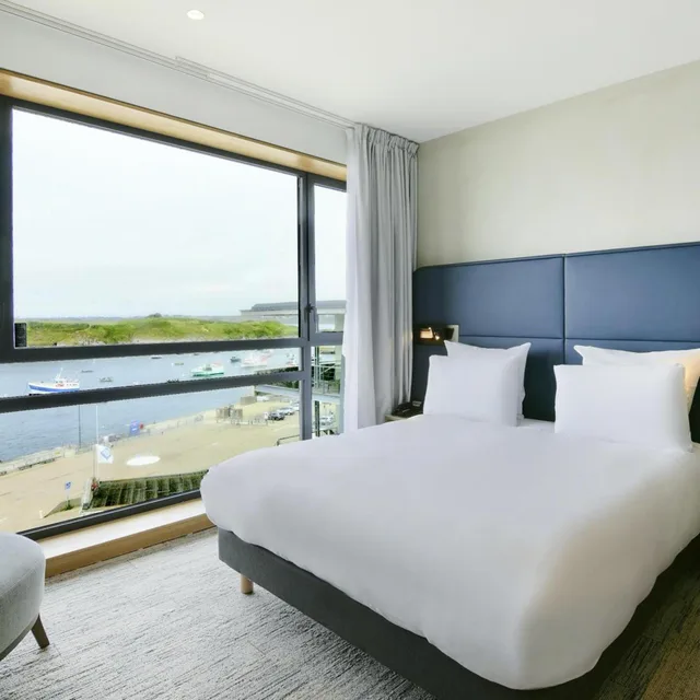 غرفة كلاسيكية بسرير كوين، Sainte-Barbe Hotel & Spa Le Conquet - MGallery Collection 1/5