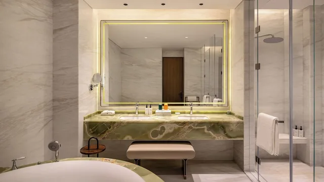 Intercontinental Maotai Town by IHG, Loushanguan 49/50
