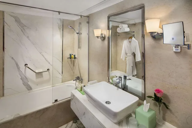 Executive, Twin Beds, Full Sea View، Hilton Alexandria Corniche 6/6