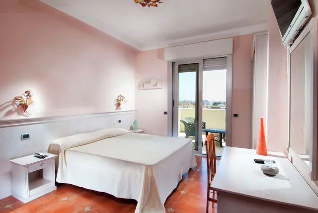 Sky, Double Bed، Hotel Le Querce 1/4