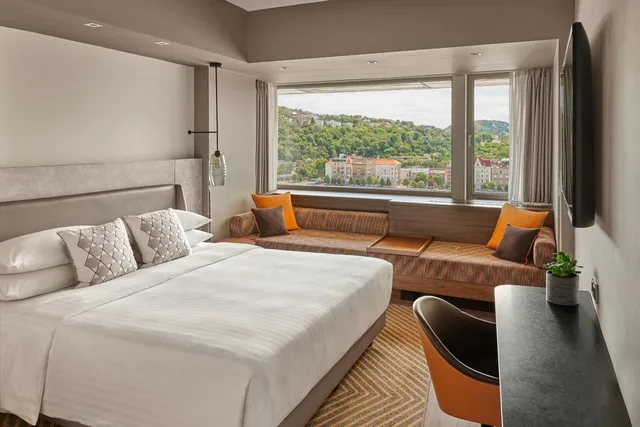 جناح جونيور مع دخول صالة النادي، Budapest Marriott Hotel 6/10
