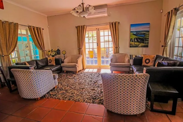 Luxury, Double Bed, No Balcony، A A Guesthouse 2/2
