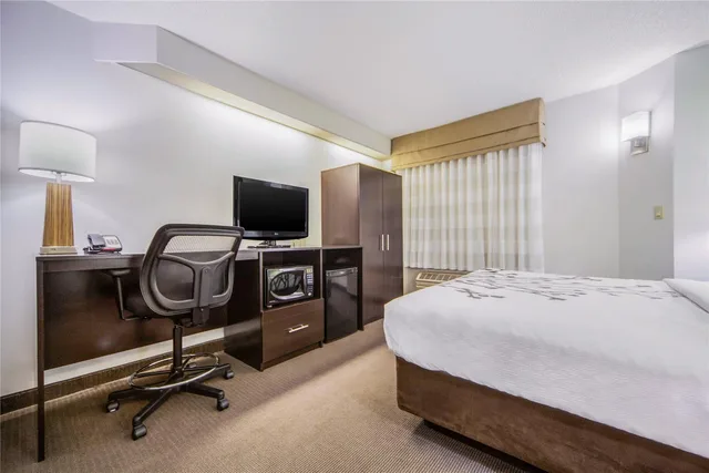 غرفة بسرير كوين، Sleep Inn & Suites Columbus, NE 3/4