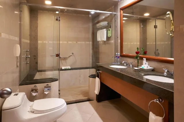 Superior, Double Bed, Hotel Oro Verde Guayaquil 3/3