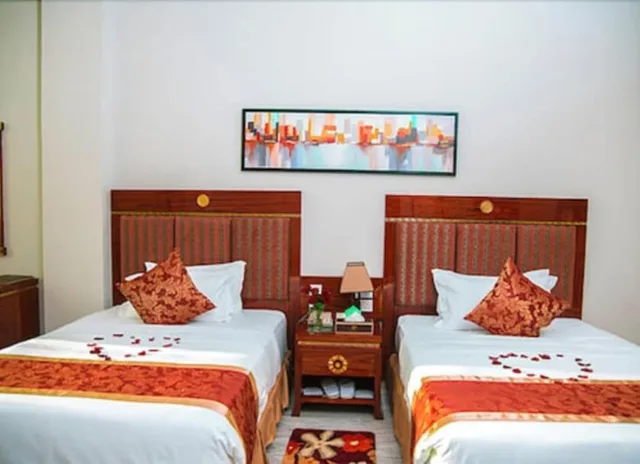 Superior, 3 Beds, Tiffany Diamond Hotel Makunganya Street 2/9