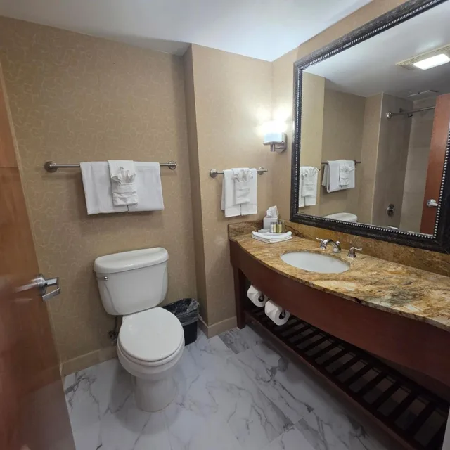 غرفة بسريرين مزدوجين، Hotel Executive Suites 10/10