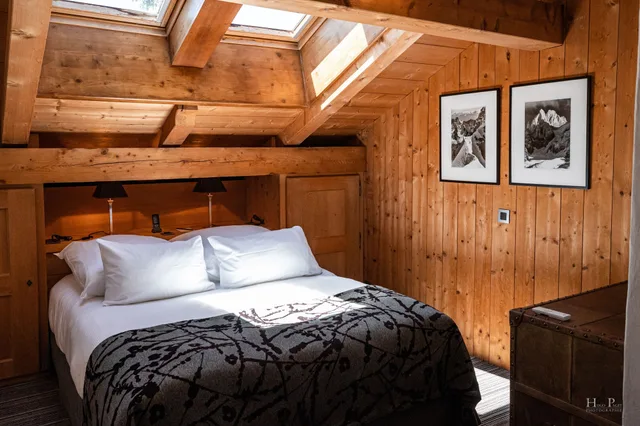 جناح فاخر بسرير مزدوج وسريرين منفصلين، Hôtel Le Fer à Cheval 1/10