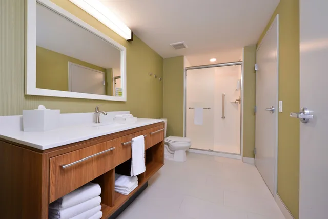 جناح بسرير كينج بغرفة نوم واحدة، Home2 Suites by Hilton DuPont 2/2