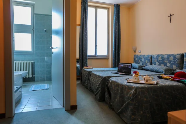 غرفة قياسية ثلاثية، Villa Cagnola 3/10