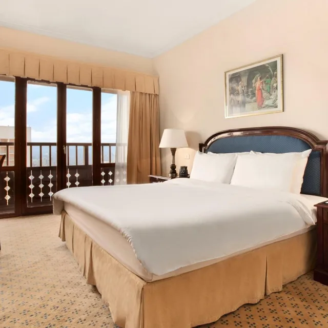 Royal City Suite، Cairo World Trade Center Hotel and Residences 1/7