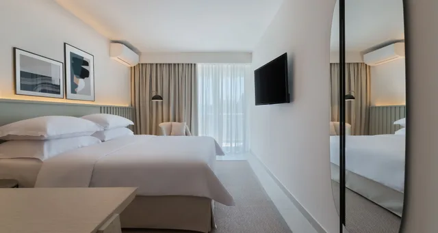 جناح جونيور بسريرين منفصلين بشرفة مع أريكة، Borak Adults Exclusive Hotel 4/5