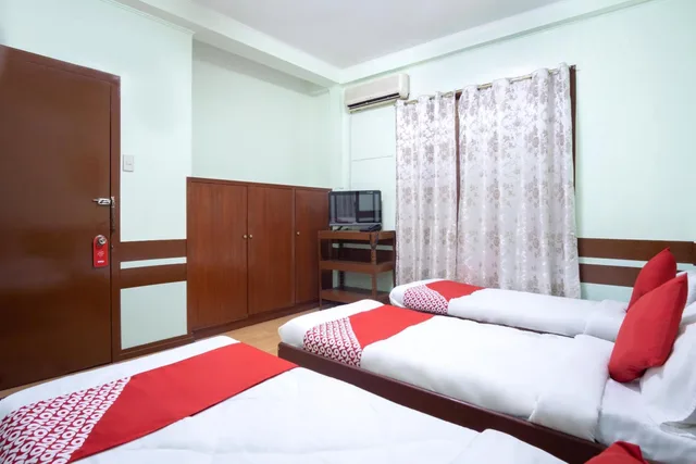 جناح عائلي، Maanyag Pension House 2/10