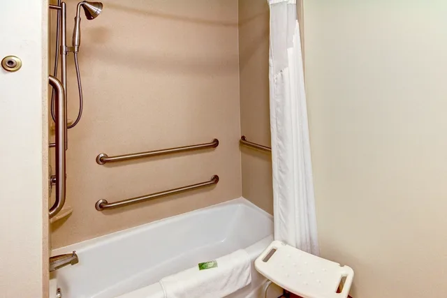 غرفة قياسية بسرير كينج، Holiday Inn Express Hotel Suites San Angelo 1/1