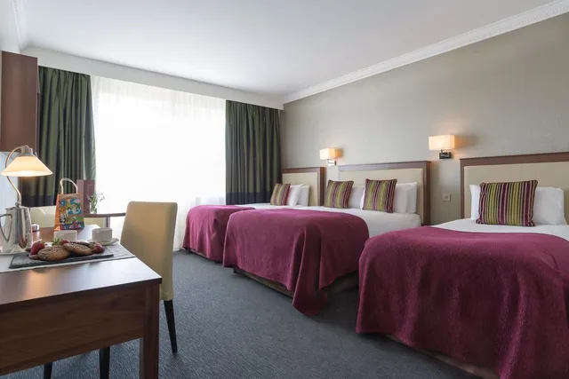 غرفة عائلية، Rochestown Park 4/4