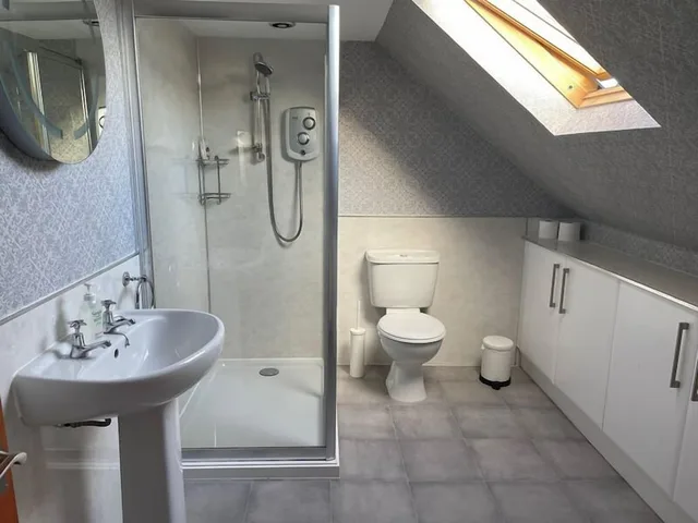 غرفة بسرير كينج، Dionard Guest House 6/6