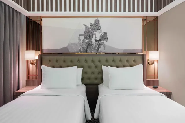 Superior Premier Twin, The Alana Hotel & Conference Center Malioboro Yogyakarta By Aston 3/5