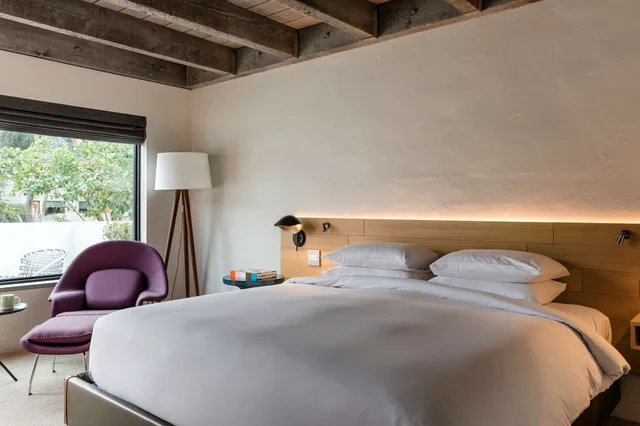 Saarinen, King Bed, Accessible، Andaz Scottsdale Resort And Bungalows 3/8