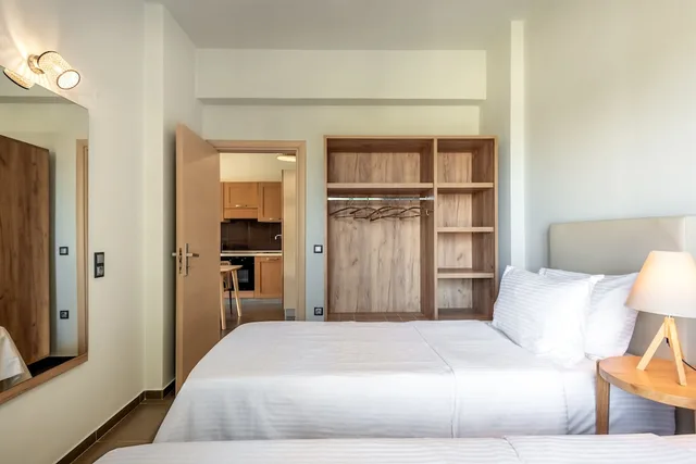 جناح بثلاثة أسرّة وسرير كوين بغرفتي نوم، Plakias Suites 1/10
