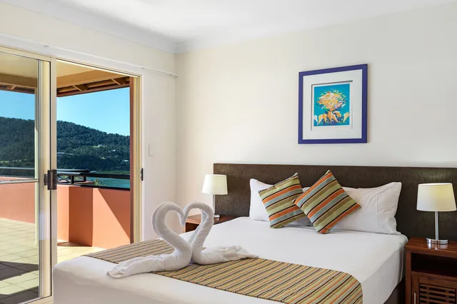 3 Bedrooms, Apartment, 2 Queen and Twin Beds, Two Story، MARTINIQUE WHITSUNDAY 4/8