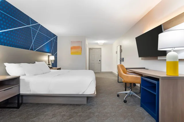 غرفة بسرير كينج، Comfort Inn Pensacola Near NAS Corry Station 3/5