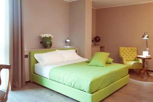 جناح، H2C HOTEL MILANOFIORI 5/10