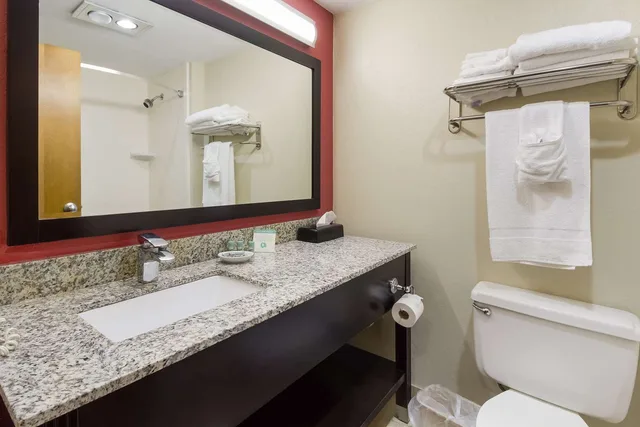 غرفة بسريرين كوين، Best Western Braddock Inn 4/4