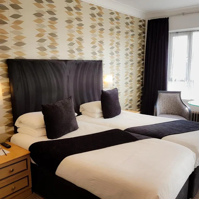 غرفة قياسية بسرير كينج، The Cumberland Hotel - Oceana Collection 7/10