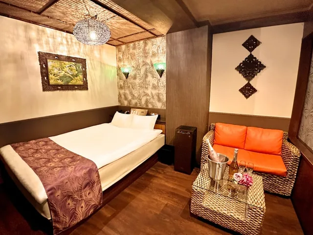 Moderate, Queen Bed, Smoking، Hotel Gran Bali Resort 3/10