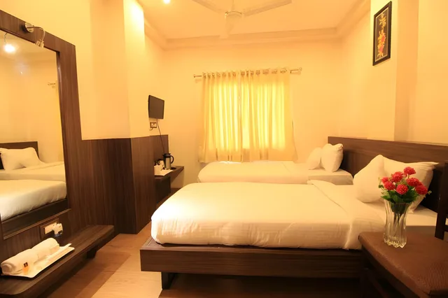 Super, Deluxe، HOTEL RAJDARBAR 1/1