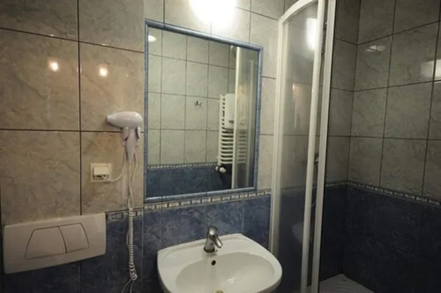 غرفة مفردة، Matejko Hotel 3/6