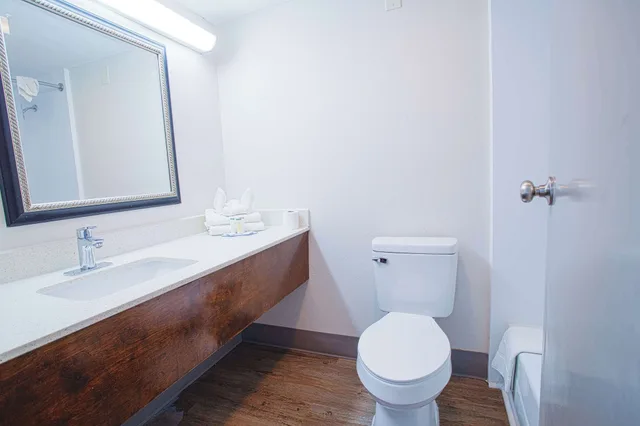 Deluxe, 2 Queen Beds, Americas Best Value Inn Winston-Salem NC 2/2