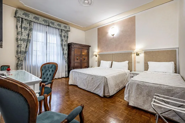 غرفة ثلاثية، Hotel Alessandra 2/10