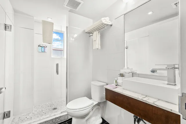 غرفة سوبيريور بسرير كينج، Fairwind Hotel Miami Beach 7/9