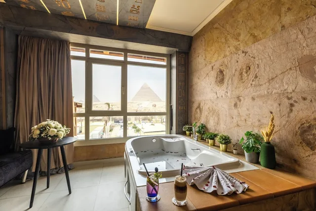 Junior Suite, Queen Bed, Pyramids View، Great Pyramid Inn 6/10