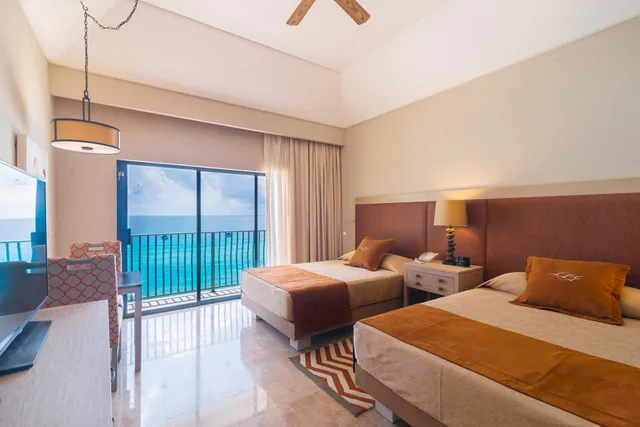 2 Bedrooms, Master, Deluxe, Suite, King Bed, Beach Front، The Royal Sands All Inclusive Resort & Spa 4/10