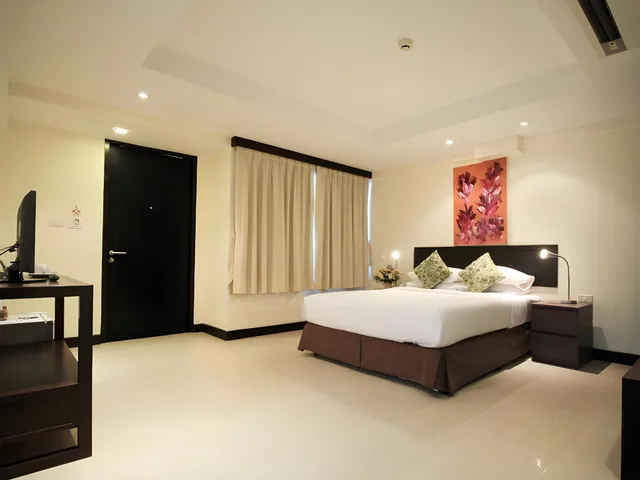 Deluxe Cabana, Hotel Tropicana Pattaya 1/1
