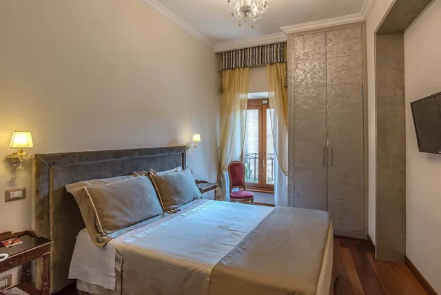 غرفة سوبيريور بسرير كينج، Forum Hotel Rome 3/10