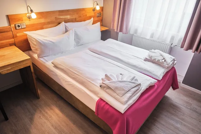 Urban, Comfort, Queen Bed، Hotel Stuttgart 21 1/6
