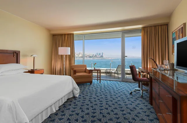 Standard, Double Bed, Sheraton Miramar Hotel and Convention center 2/4