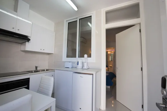 استوديو رومانسي بسرير كوين بحوض جاكوزي، Nissi 49 Apartments 8/9