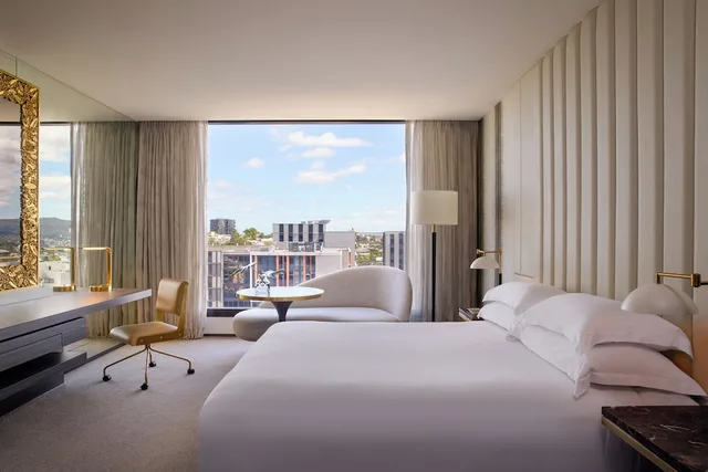 Vista King Suite with Free Wifi، Emporium Hotel South Bank 1/7